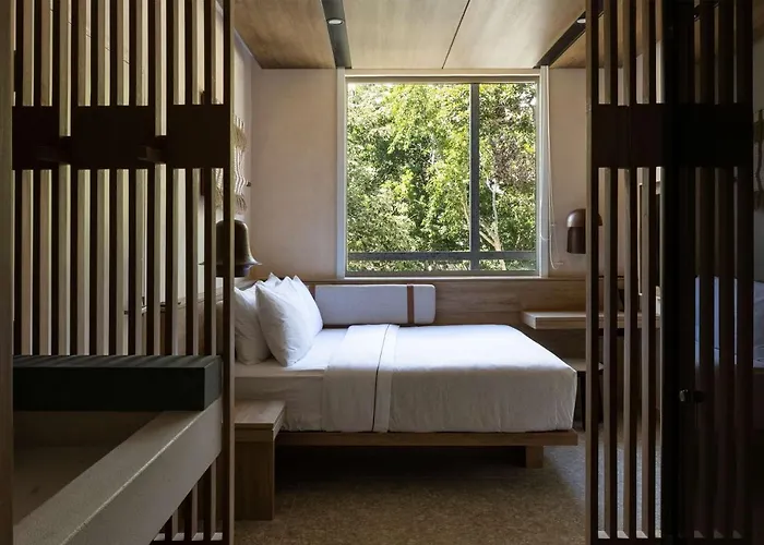 Motto By Hilton Hotel 4*